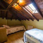 Casa Moran Vallelafuente I * La Robellada de Onis